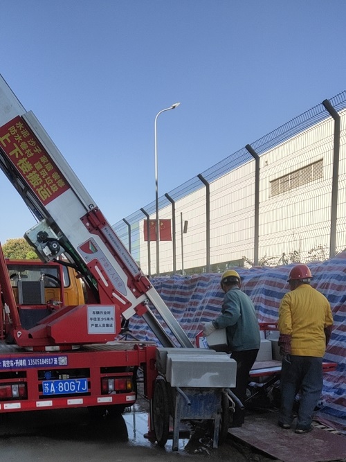 上料云梯车